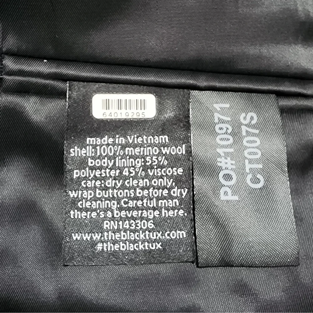 $695 The Black Tux Men's Black Shawl Collar One Button Tuxedo Size 38